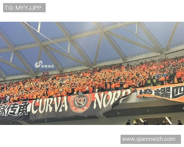 各国足球明星齐聚一堂展现风采与荣耀的盛会